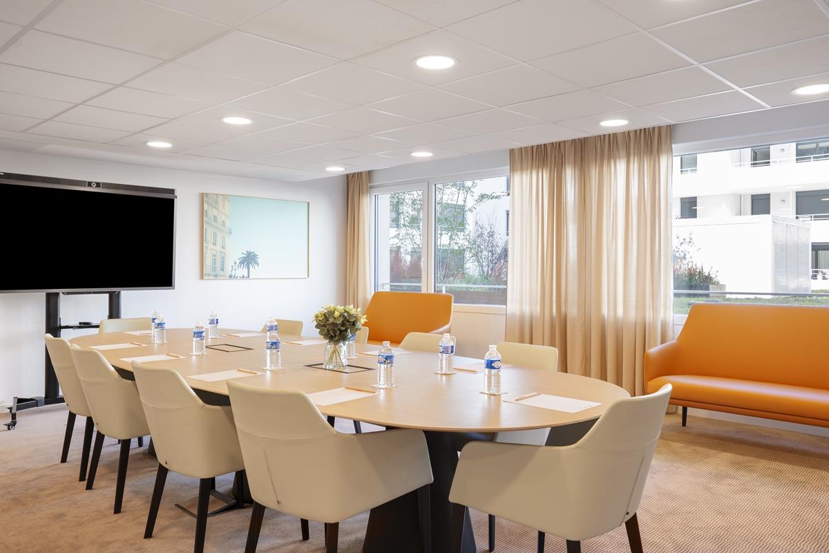 Apart-hotel Residhome Aeroport 3*